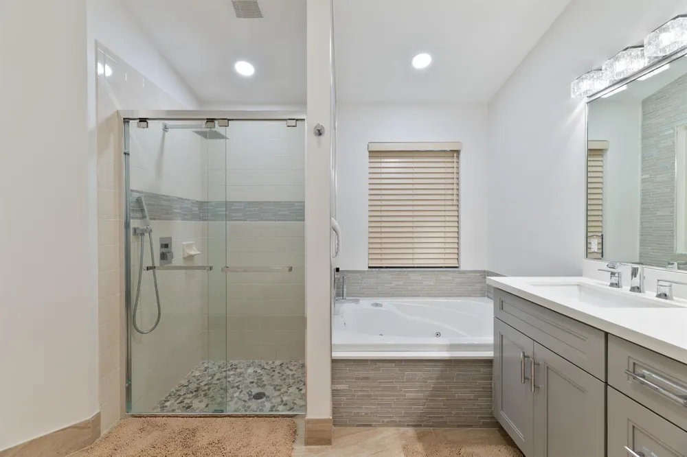 19200 NW 24TH COURT Pembroke Pines, FL 33029