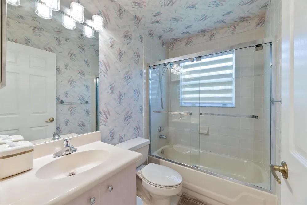 19200 NW 24TH COURT Pembroke Pines, FL 33029