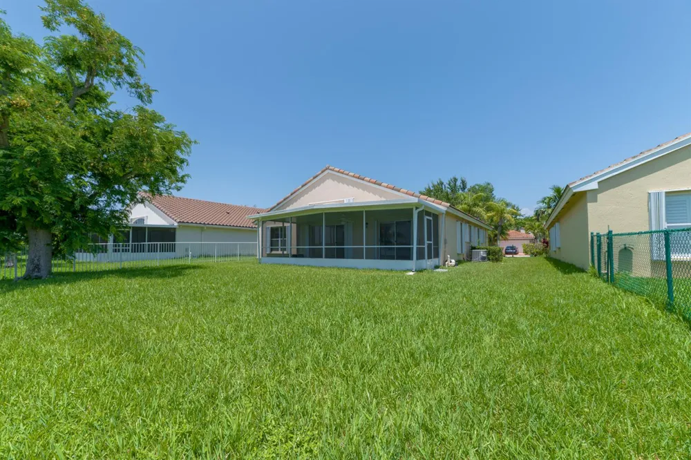 19200 NW 24TH COURT Pembroke Pines, FL 33029