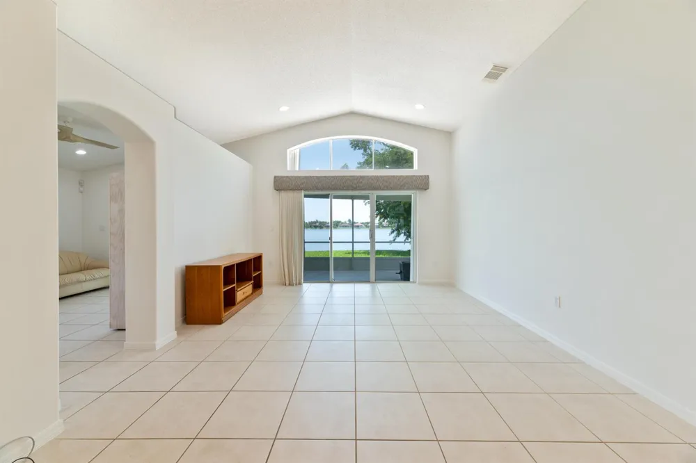 19200 NW 24TH COURT Pembroke Pines, FL 33029