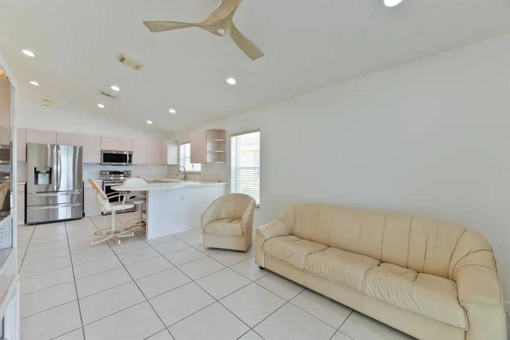 19200 NW 24TH COURT Pembroke Pines, FL 33029