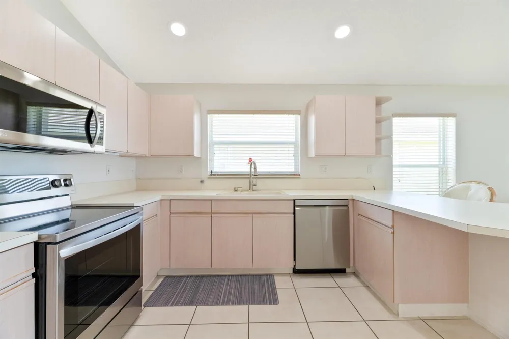 19200 NW 24TH COURT Pembroke Pines, FL 33029