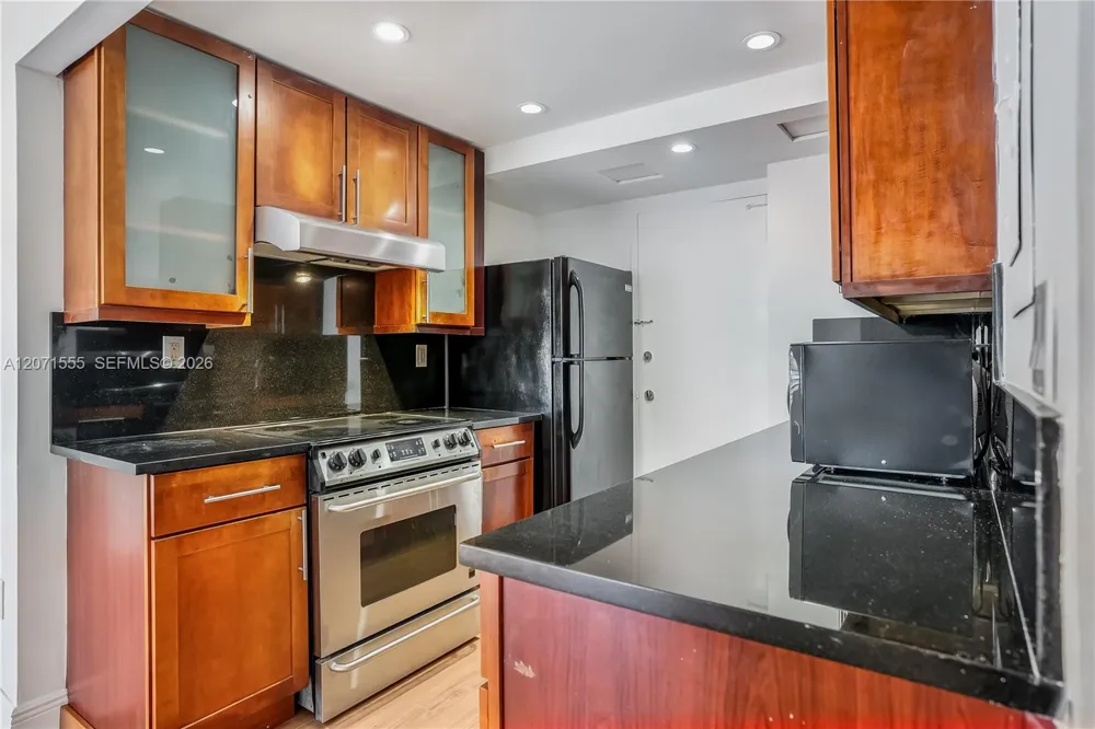 11111 Biscayne Blvd #1000 Miami, FL 33181