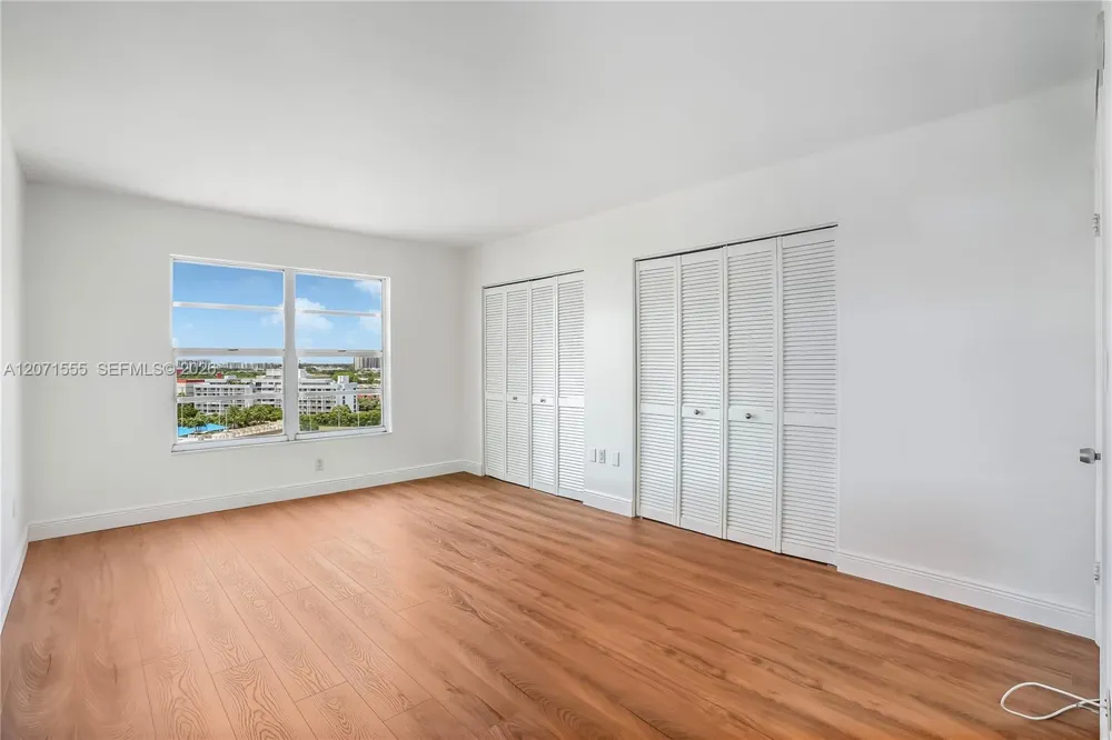 11111 Biscayne Blvd #1000 Miami, FL 33181