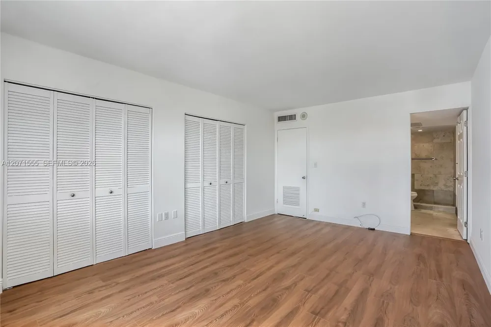 11111 Biscayne Blvd #1000 Miami, FL 33181