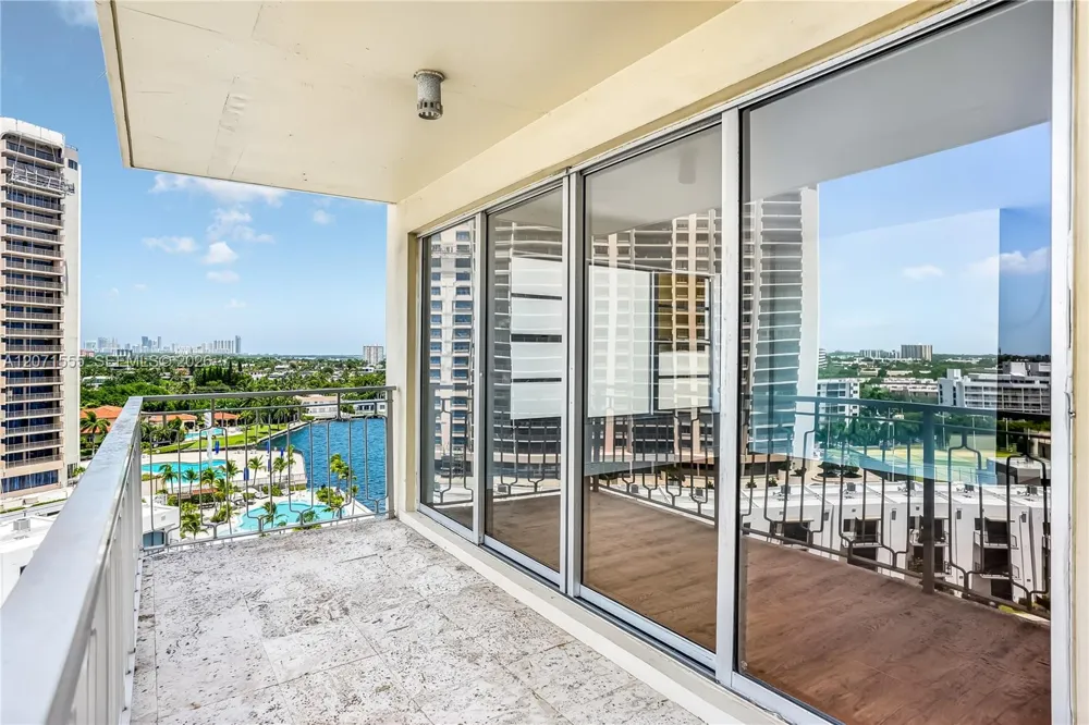 11111 Biscayne Blvd #1000 Miami, FL 33181
