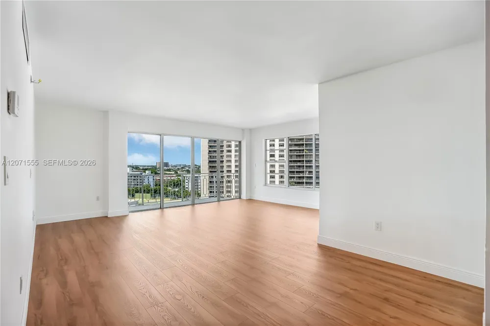 11111 Biscayne Blvd #1000 Miami, FL 33181
