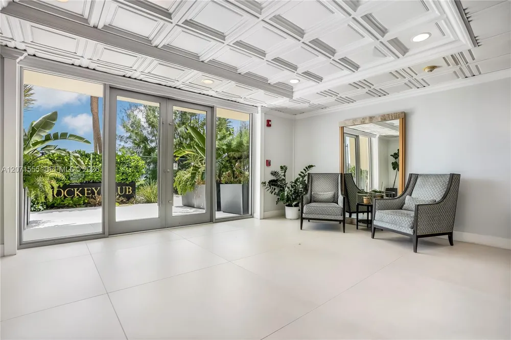 11111 Biscayne Blvd #1000 Miami, FL 33181