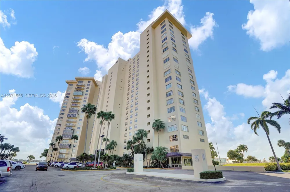 11111 Biscayne Blvd #1000 Miami, FL 33181