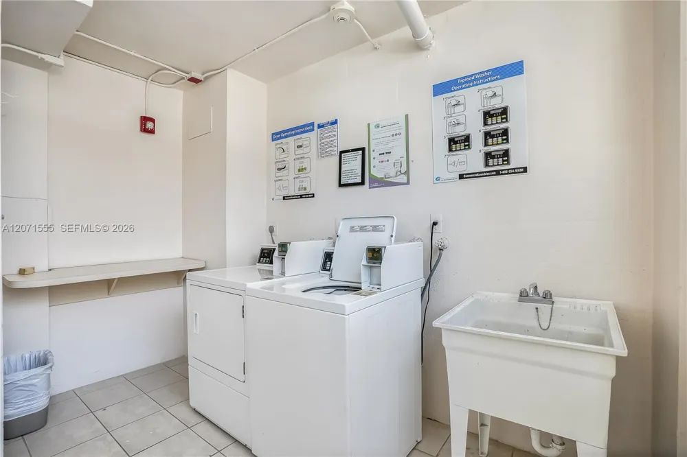11111 Biscayne Blvd #1000 Miami, FL 33181