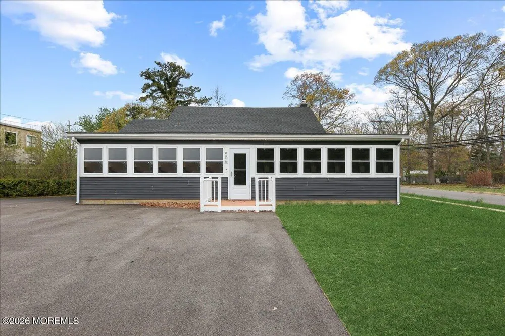 506 Lloyd Road Toms River, NJ 08753