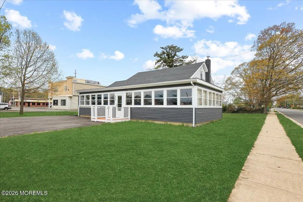 506 Lloyd Road Toms River, NJ 08753
