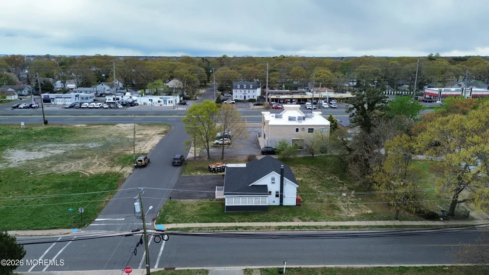 506 Lloyd Road Toms River, NJ 08753