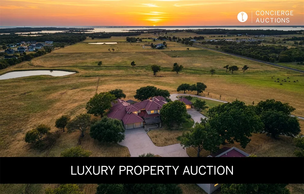 701 W Walcott Street Pilot Point, TX 76258