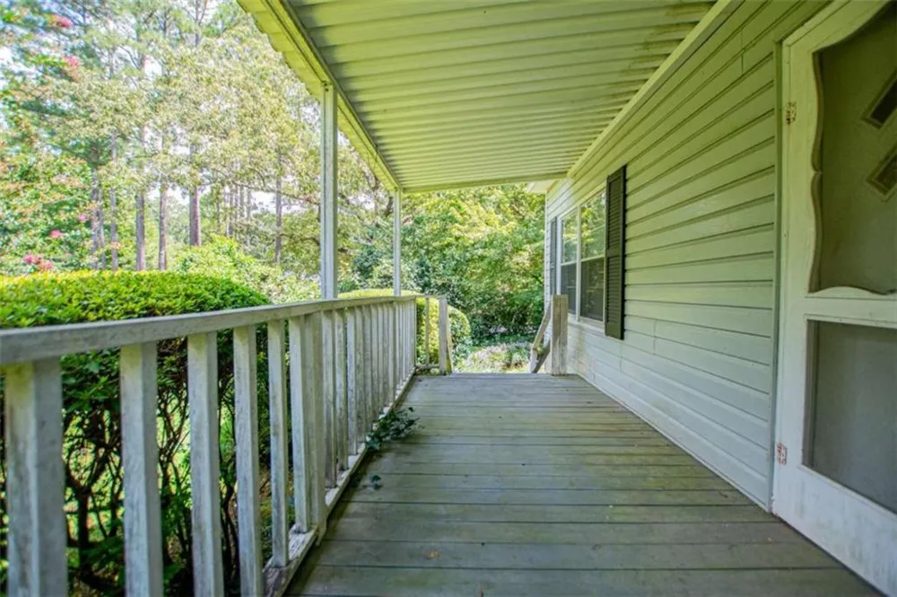 53 Garrett Lane Carrollton, GA 30117