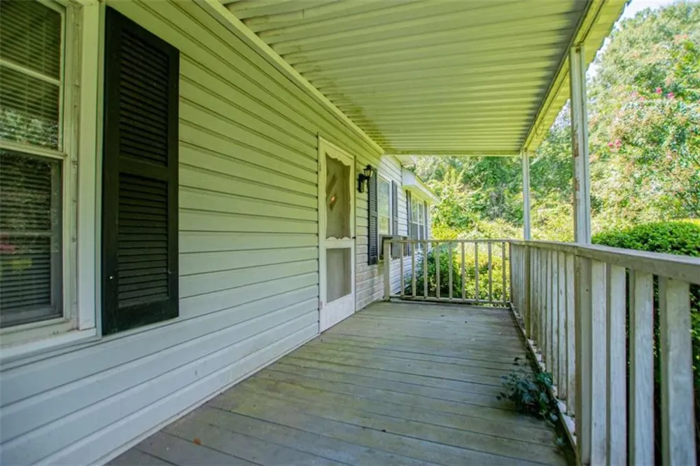 53 Garrett Lane Carrollton, GA 30117