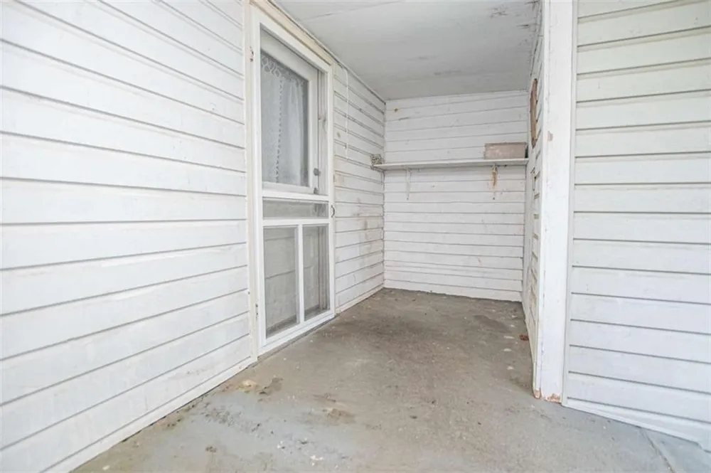 53 Garrett Lane Carrollton, GA 30117