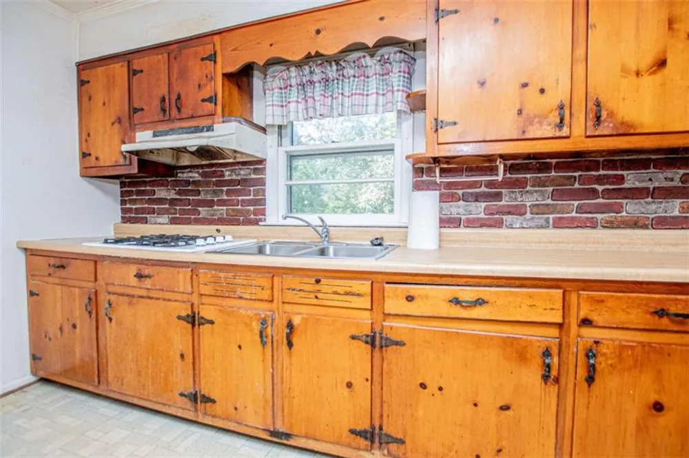 53 Garrett Lane Carrollton, GA 30117