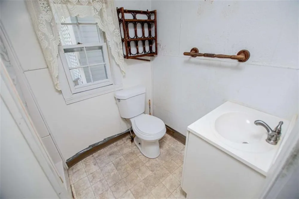 53 Garrett Lane Carrollton, GA 30117