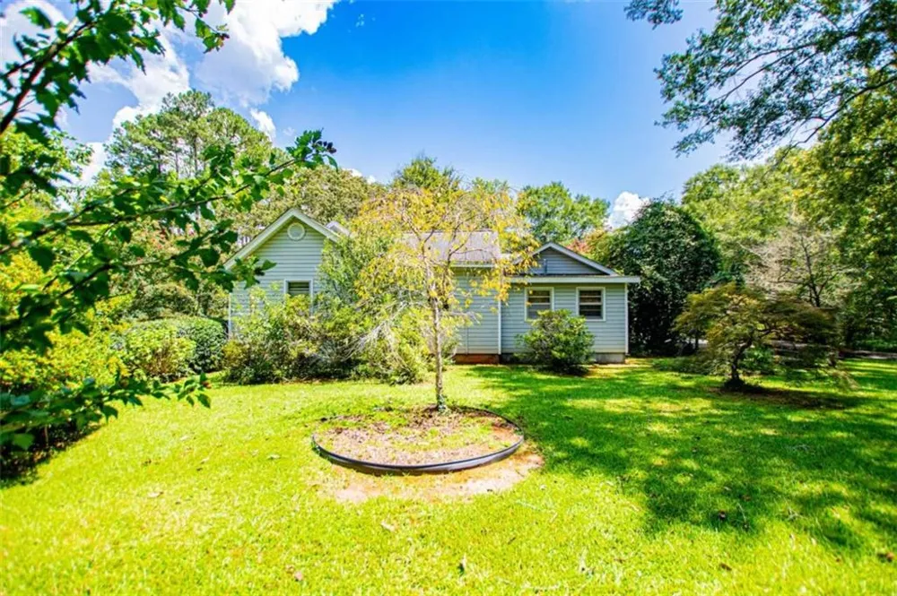 53 Garrett Lane Carrollton, GA 30117