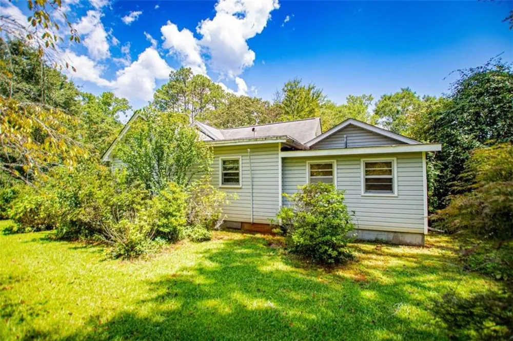 53 Garrett Lane Carrollton, GA 30117