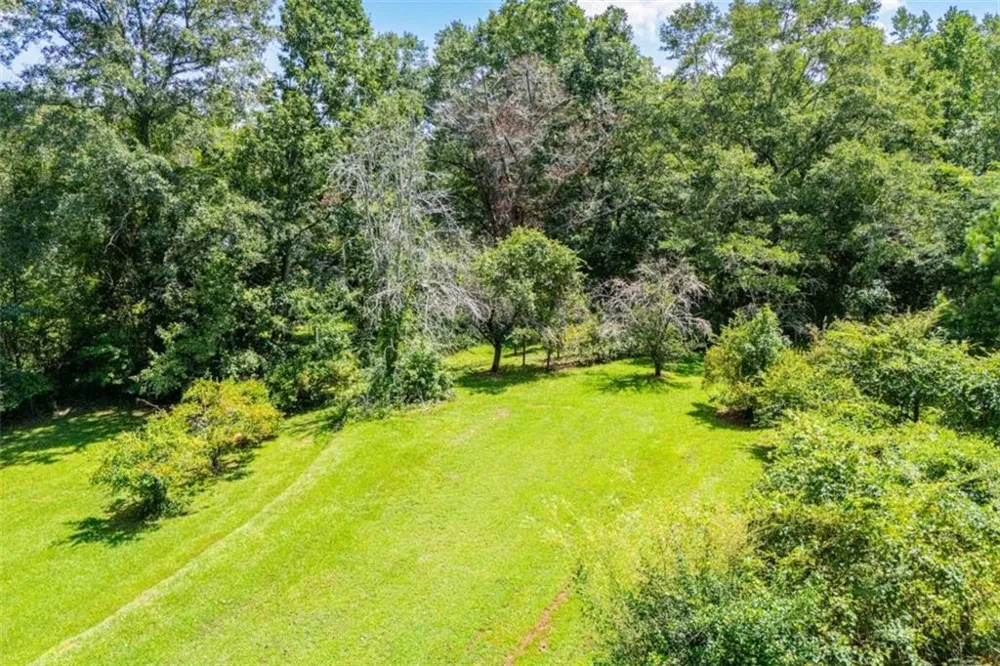 53 Garrett Lane Carrollton, GA 30117