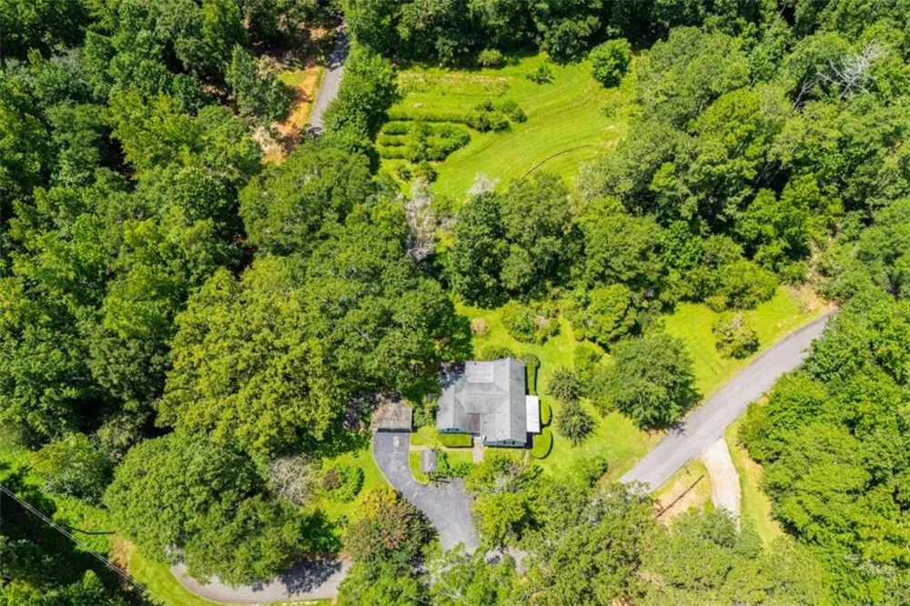 53 Garrett Lane Carrollton, GA 30117