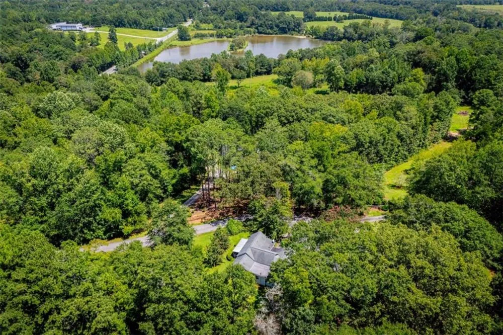53 Garrett Lane Carrollton, GA 30117