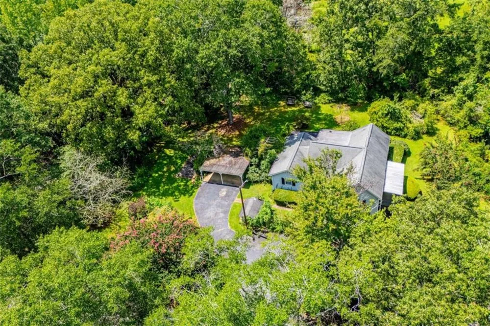 53 Garrett Lane Carrollton, GA 30117