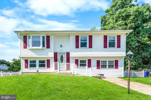 403 UNIVERSITY DRIVE
