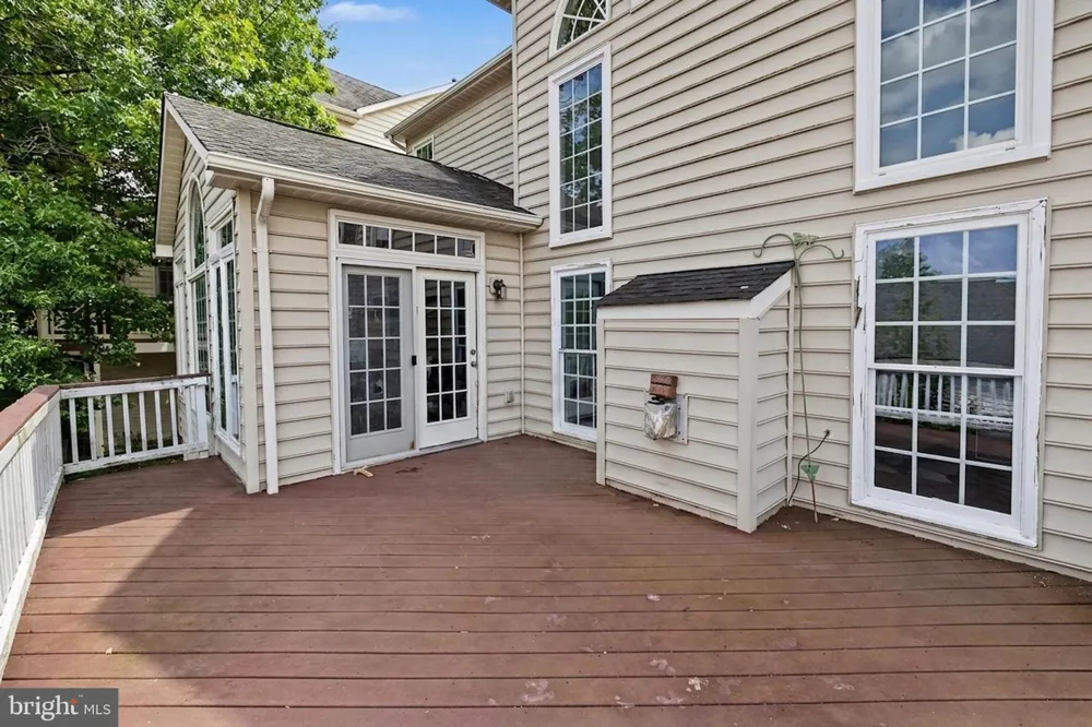 7660 HENRY KNOX DRIVE Lorton, VA 22079