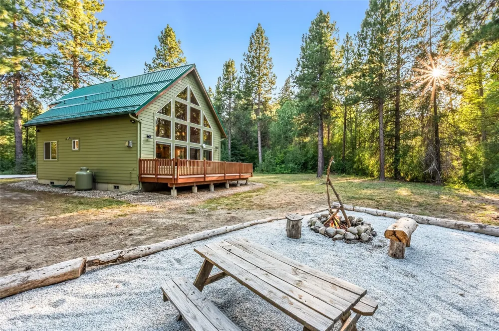17205 Coulter Creek Road Leavenworth, WA 98826