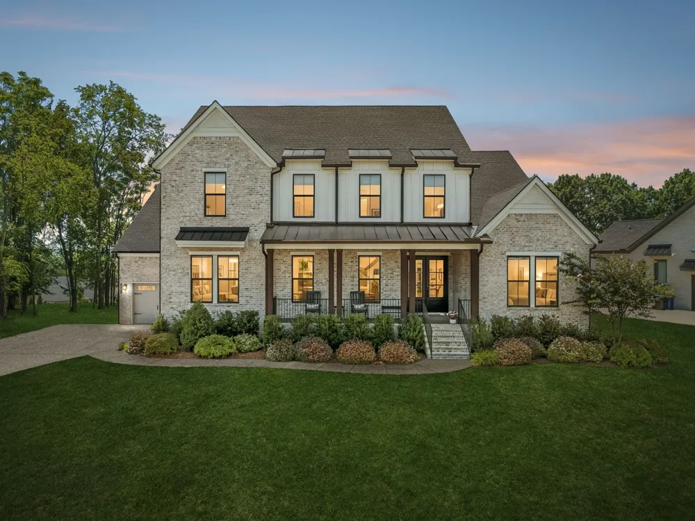 4784 Woodrow Pl Arrington, TN 37014