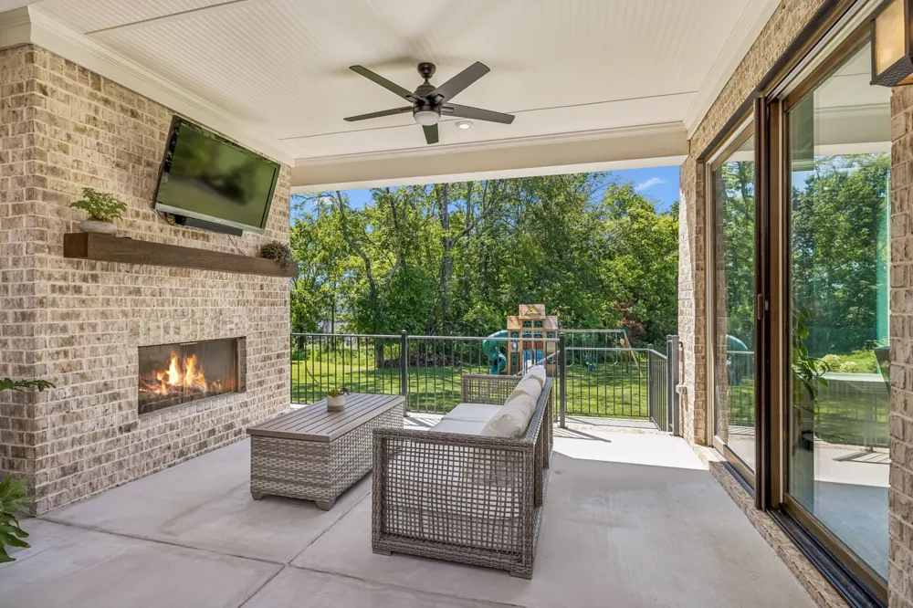 4784 Woodrow Pl Arrington, TN 37014