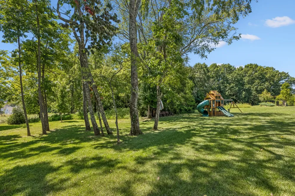 4784 Woodrow Pl Arrington, TN 37014