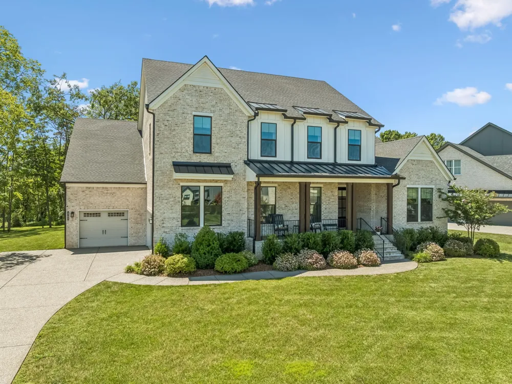 4784 Woodrow Pl Arrington, TN 37014