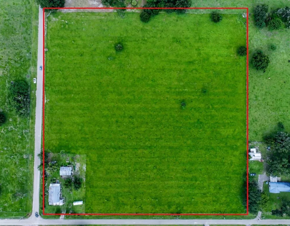 3984 DIXIANA DRIVE Bowling Green, FL 33834
