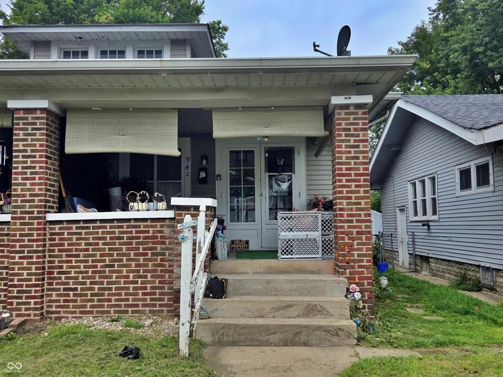 942 Bradley Avenue Indianapolis, IN 46201