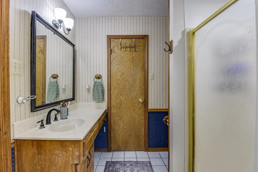 1090 Bells Chapel Road Pecan Hill, TX 75165