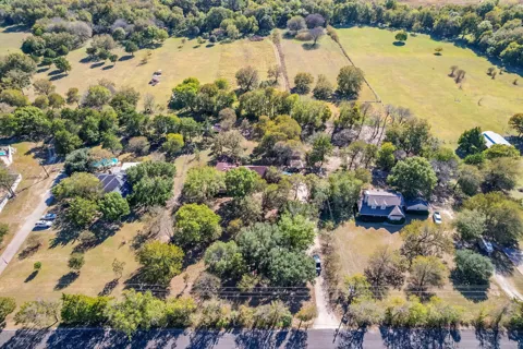 1090 Bells Chapel Road