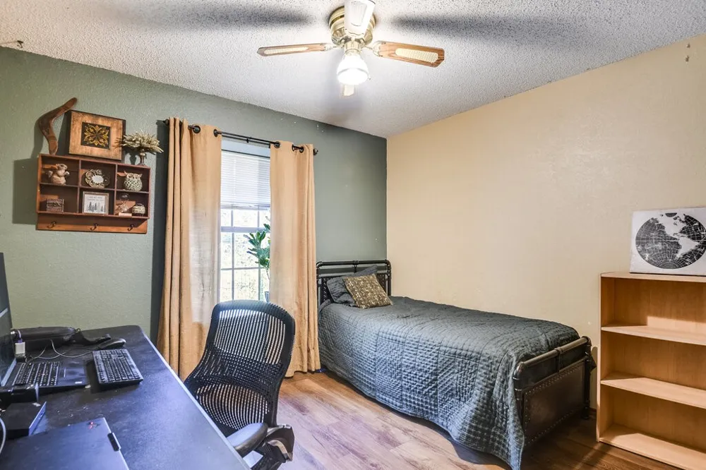 1090 Bells Chapel Road Pecan Hill, TX 75165