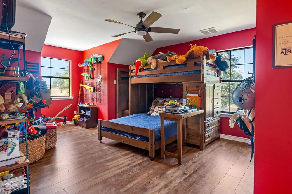 24860 US Highway 281 Stephenville, TX 76401