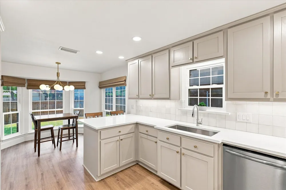 218 Creekside Lane Coppell, TX 75019