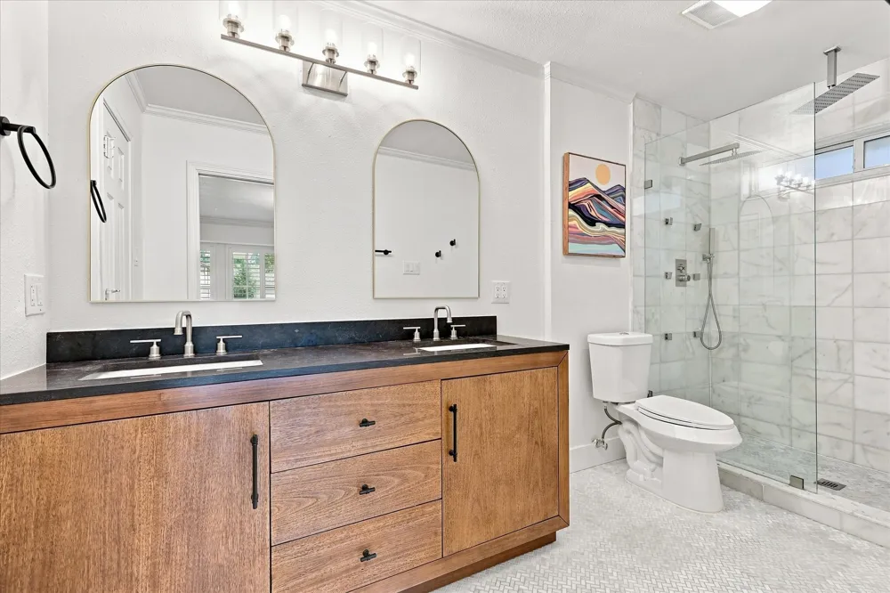 218 Creekside Lane Coppell, TX 75019