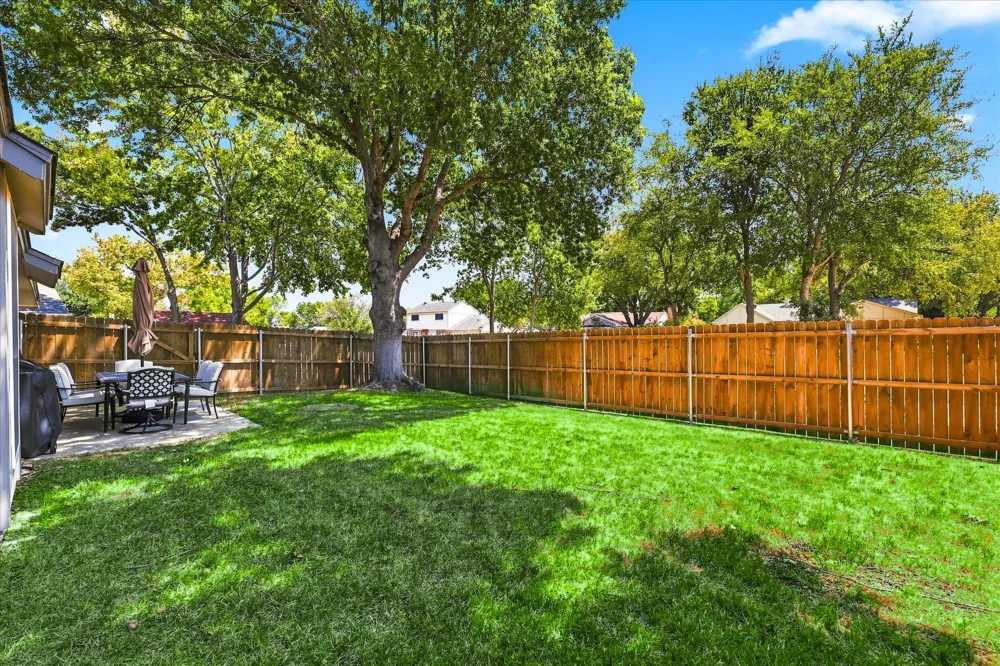 218 Creekside Lane Coppell, TX 75019