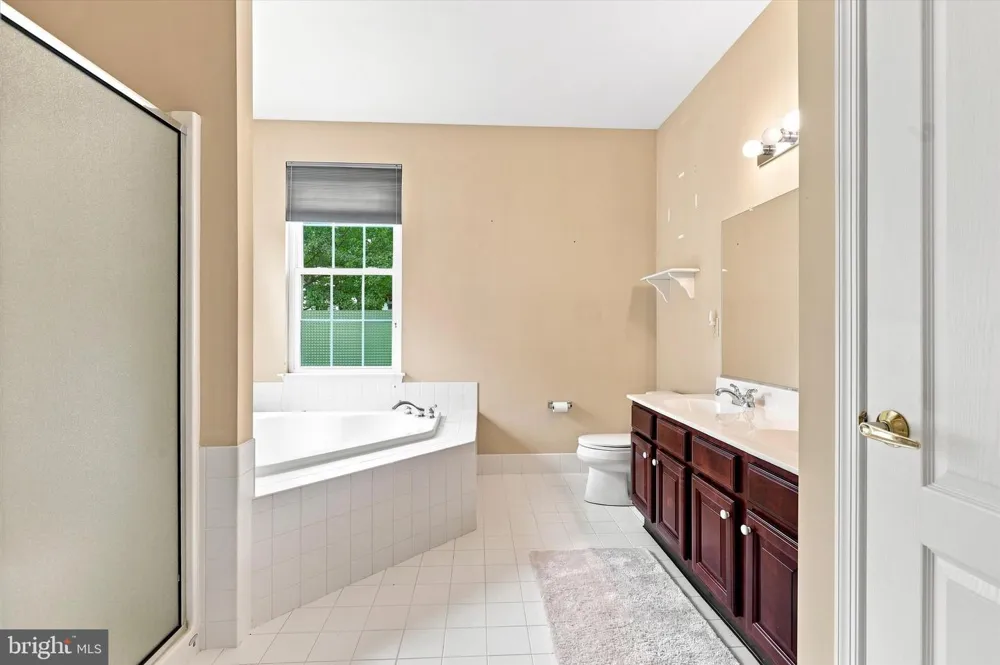 296 WESTMINSTER LANE Souderton, PA 18964