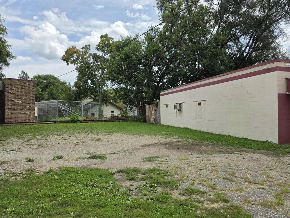 711 Greenwood Avenue Jackson, MI 49203