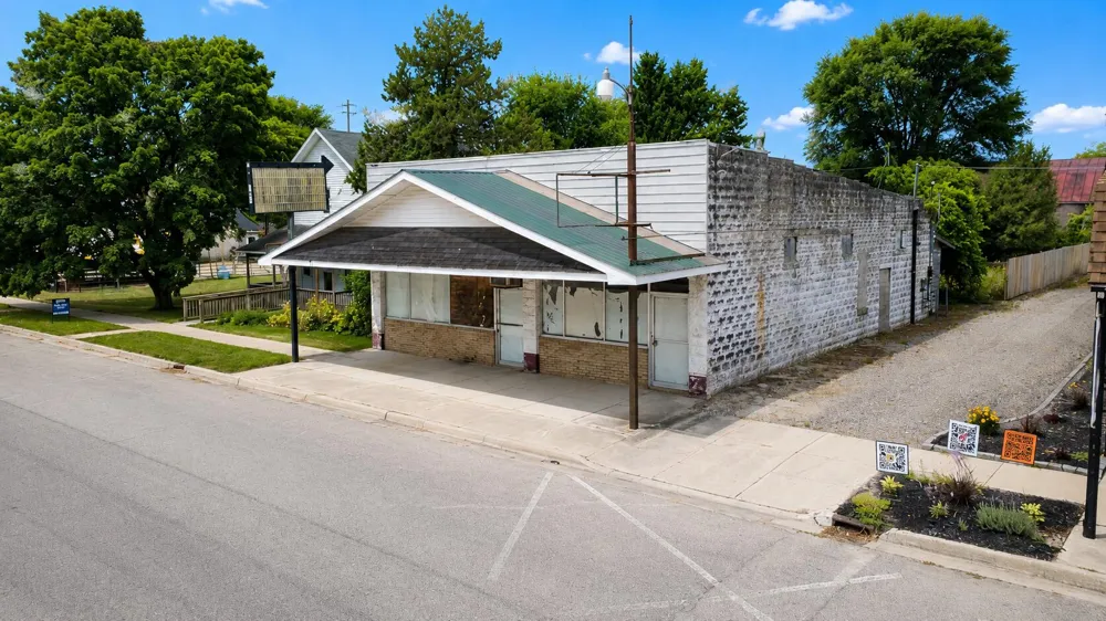 6719 Lumberjack Road Riverdale, MI 48877