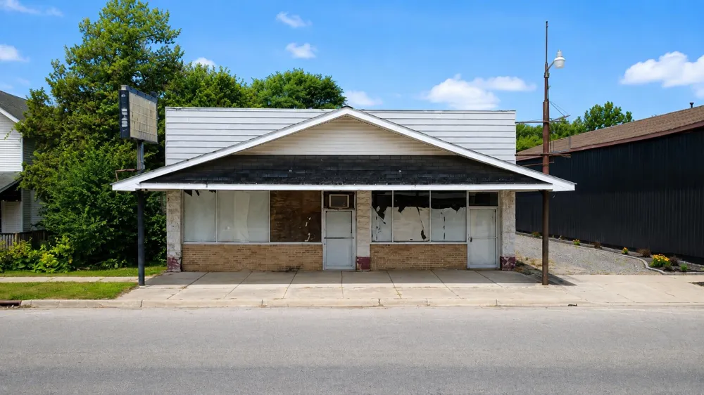 6719 Lumberjack Road Riverdale, MI 48877