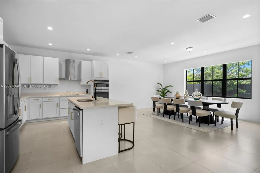 15875 SW 90th Ave Palmetto Bay, FL 33157